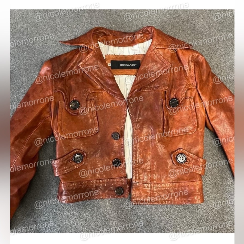ISO 🔎 Dsquared2 Leather Jacket Cognac button cropped brown y2k 2000s dsquared